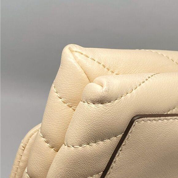 Tory Burch Kira Chevron Leather Wallet-On-Chain Bag - Picture 10 of 16